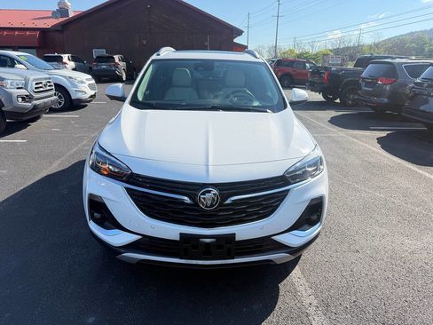 Used 2022 Buick Encore GX Essence w/ Advanced Technology Package AWD/4WD image 5