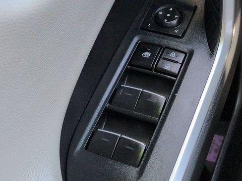 Certified 2022 Toyota RAV4 Limited AWD/4WD image 25