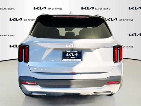 New 2026 Kia Sorento S w/ S Panoramic Sunroof Package image 6