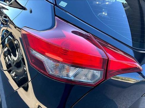 Certified 2020 Nissan Kicks SV image 27