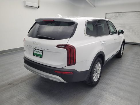 Used 2022 Kia Telluride LX AWD/4WD image 9