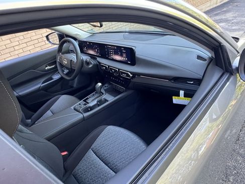 New 2026 Nissan Sentra SV w/ SV Convenience Package FWD image 20