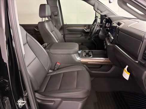 Used 2026 Chevrolet Silverado 2500 LT w/ Trail Boss Package image 48