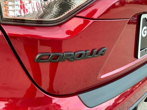 Used 2025 Toyota Corolla SE image 29