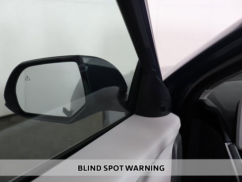 Used 2024 Hyundai Ioniq 5 SEL image 5