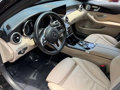Used 2020 Mercedes-Benz C 300 Sedan w/ Premium Package image 23