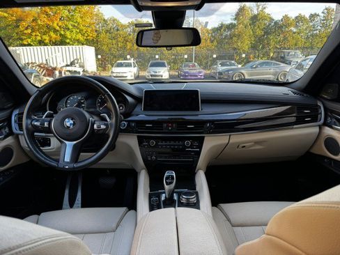 Used 2019 BMW X6 xDrive35i w/ M Sport Package image 26