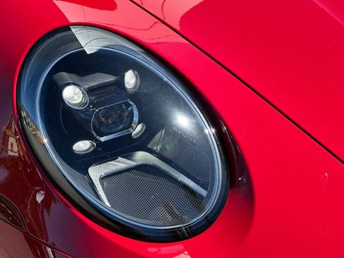 Used 2024 Porsche 911 Carrera 4S image 40