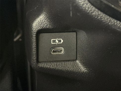 Certified 2025 Toyota Grand Highlander AWD image 37