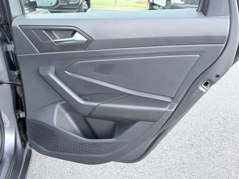 Used 2024 Volkswagen Jetta SE FWD image 29