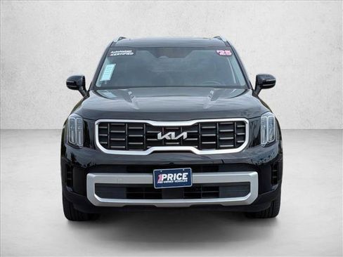 Used 2025 Kia Telluride S AWD/4WD image 2
