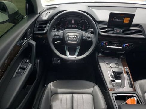 Used 2020 Audi Q5 2.0T Premium AWD/4WD image 18