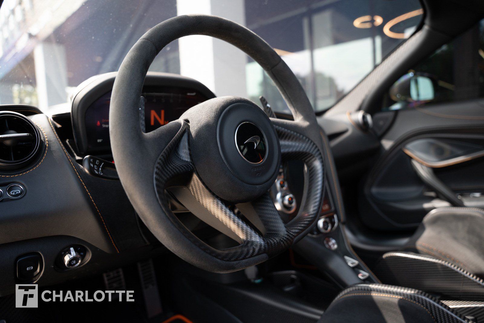 Used 2021 McLaren 765LT RWD image 8