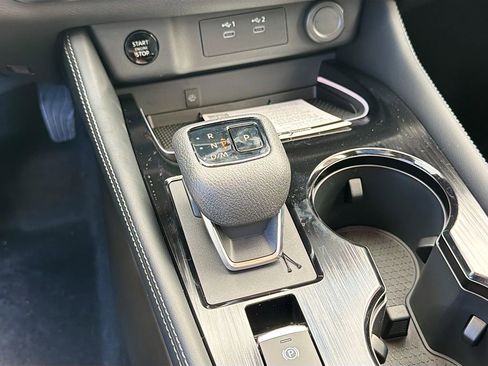 New 2026 Nissan Rogue Platinum image 17