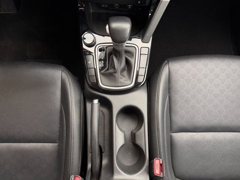 Used 2022 Kia Seltos EX image 29