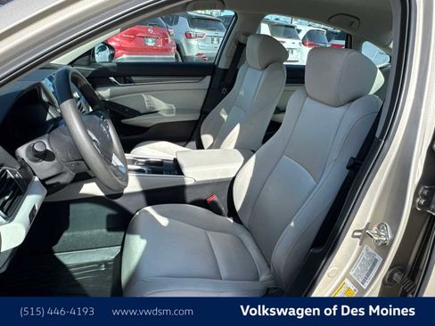 Used 2018 Honda Accord LX image 11