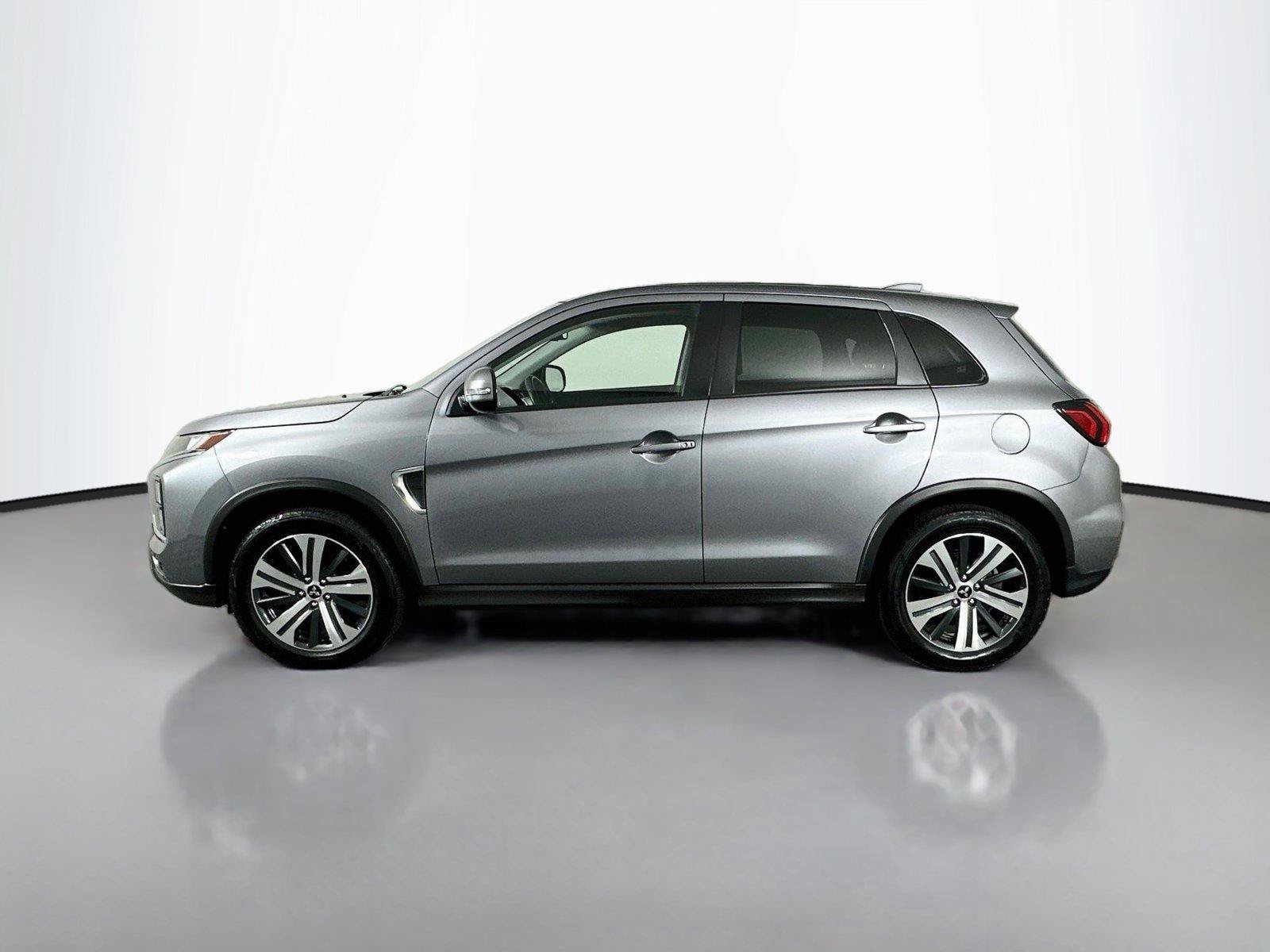 Used 2024 Mitsubishi Outlander Sport AWD image 8