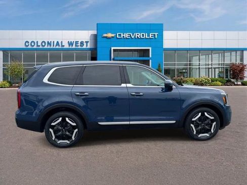 Used 2023 Kia Telluride S w/ S Sunroof Package AWD/4WD image 18
