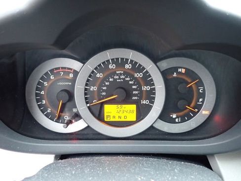 Used 2012 Toyota RAV4 4WD w/ Upgrade Value Pkg image 29