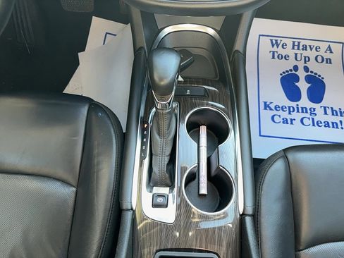 Used 2023 Chevrolet Malibu LT image 14