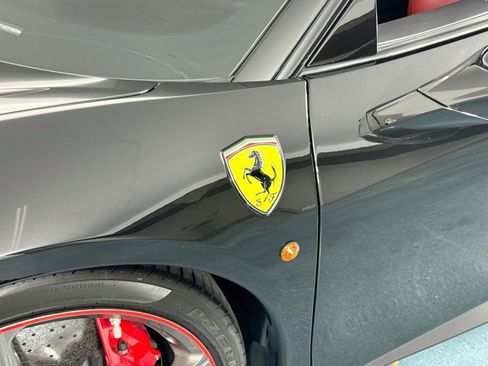 Used 2014 Ferrari 458 Italia Coupe RWD image 40