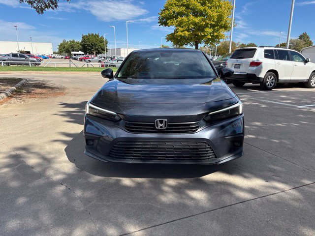 Used 2024 Honda Civic Touring image 2