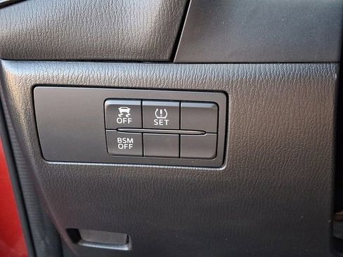 Used 2016 MAZDA MAZDA3 i Touring image 22