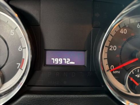 Used 2018 Dodge Grand Caravan SE FWD image 16