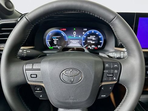 Used 2025 Toyota Crown Signia w/ Advanced Technology Package AWD/4WD image 24