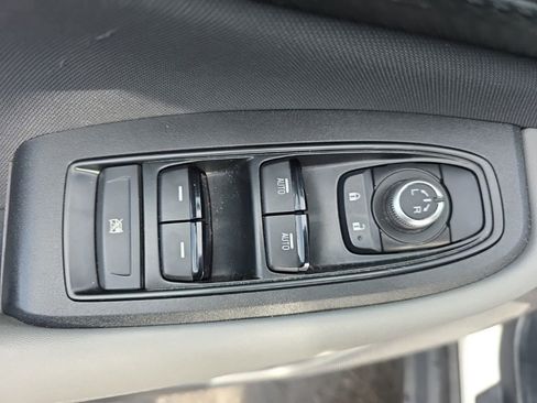 Used 2021 Subaru Outback Premium image 12