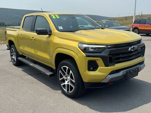 Used 2023 Chevrolet Colorado Z71 w/ Z71 Convenience Package 2 AWD/4WD image 1