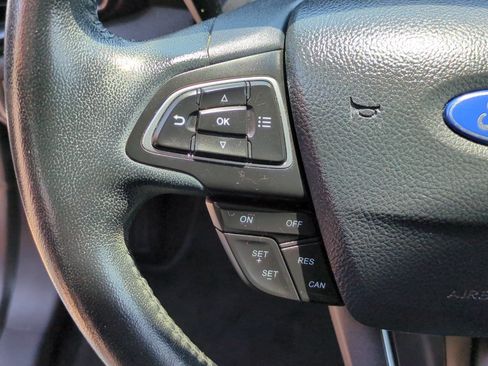 Used 2018 Ford EcoSport SE w/ SE Convenience Package FWD image 17