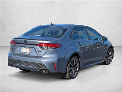 Used 2020 Toyota Corolla XSE image 5