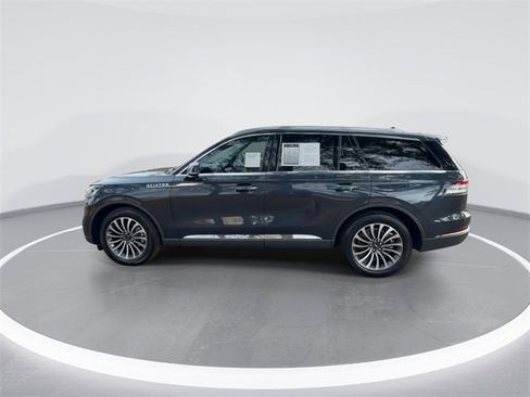 Used 2023 Lincoln Aviator Reserve w/ Elements Package Plus image 5
