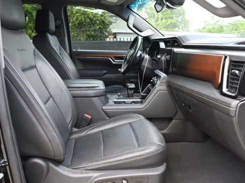 Used 2023 GMC Sierra 1500 Denali AWD/4WD image 15