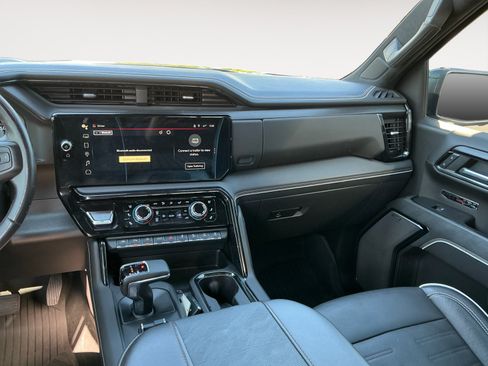 Used 2024 GMC Sierra 1500 AT4X w/ AT4X AEV Edition AWD/4WD image 11