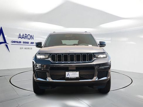 New 2026 Jeep Grand Cherokee L Laredo AWD/4WD image 4