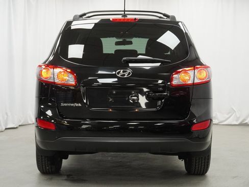 Used 2012 Hyundai Santa Fe GLS image 12