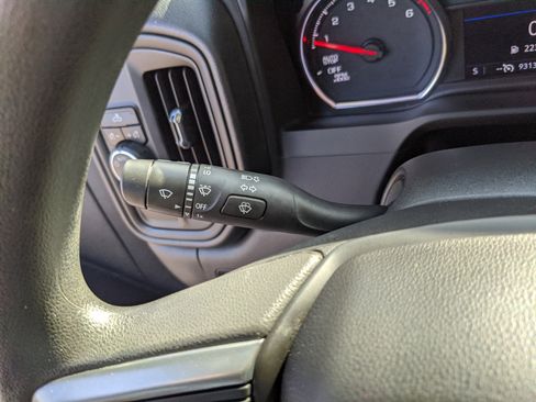 Used 2022 Chevrolet Silverado 1500 Custom w/ Safety Confidence Package image 32