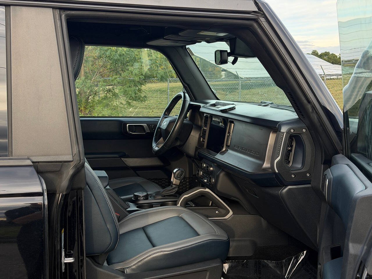 Used 2023 Ford Bronco Outer Banks AWD/4WD image 17