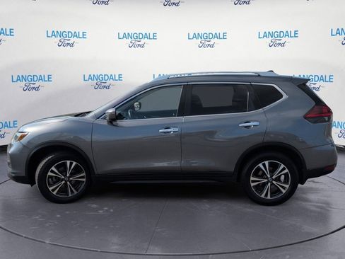 Used 2019 Nissan Rogue SV w/ Sun & Sound Touring Package AWD/4WD image 10