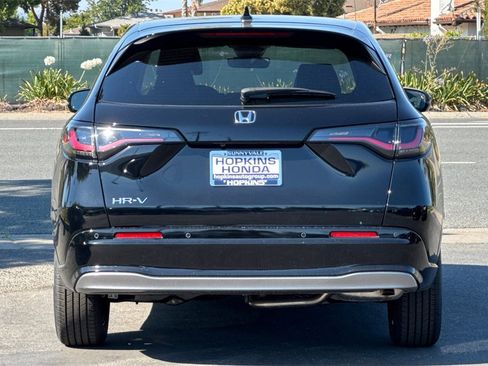 New 2026 Honda HR-V EX-L image 5