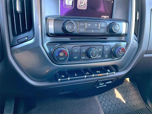 Used 2015 Chevrolet Silverado 2500 LT w/ LT Convenience Package image 21