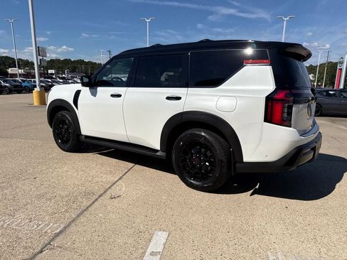 New 2026 Nissan Armada PRO-4X w/ Captain's Chari Seat Package image 5