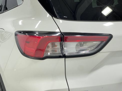 Used 2020 Ford Escape SEL FWD image 35
