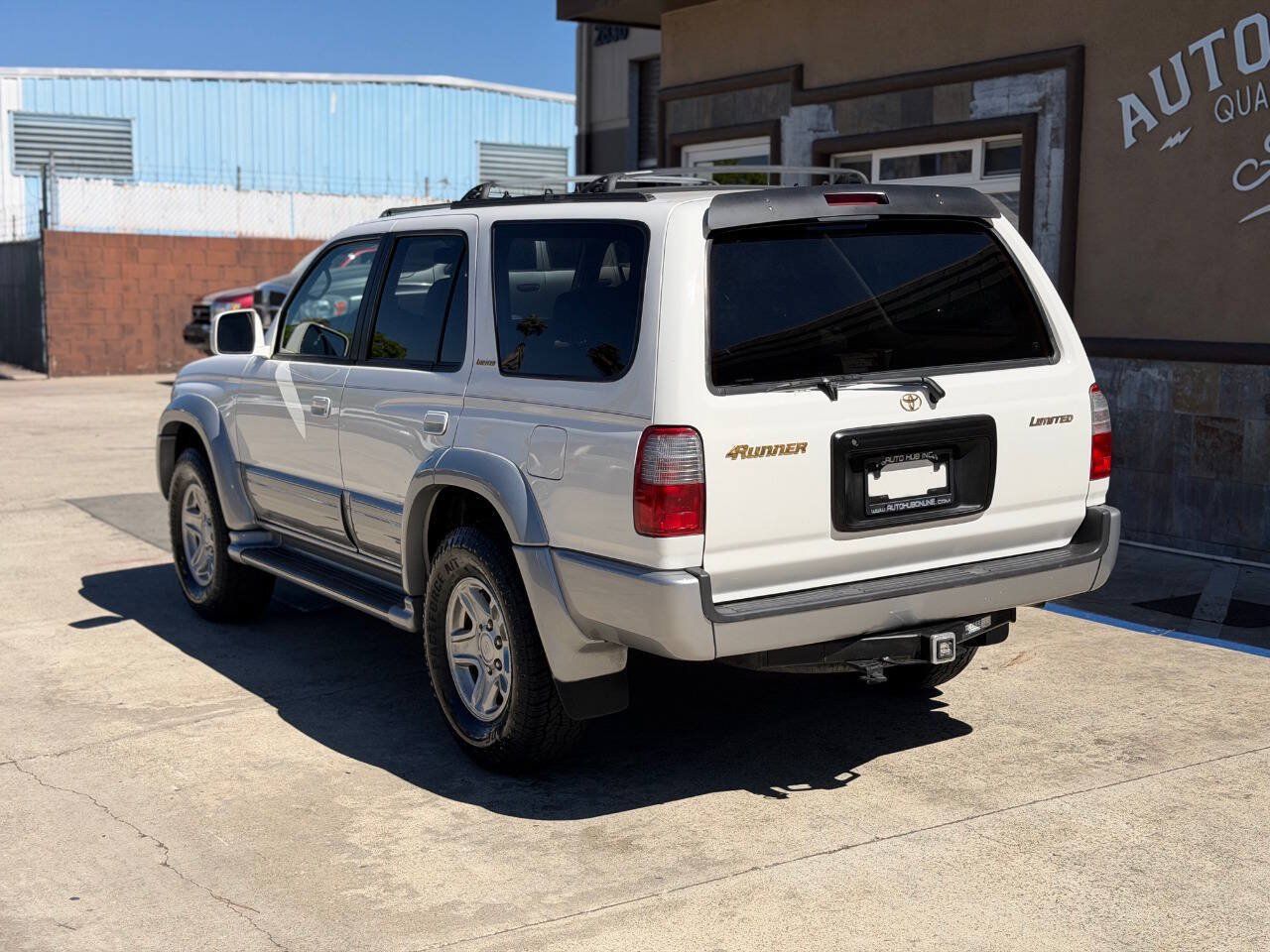 Used 1999 Toyota 4Runner Limited w/ Upgrade Value Pkg 5 RWD image 8