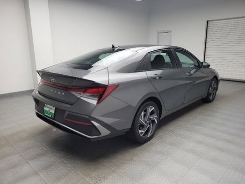 Used 2025 Hyundai Elantra Sport w/ Cargo Package FWD image 9
