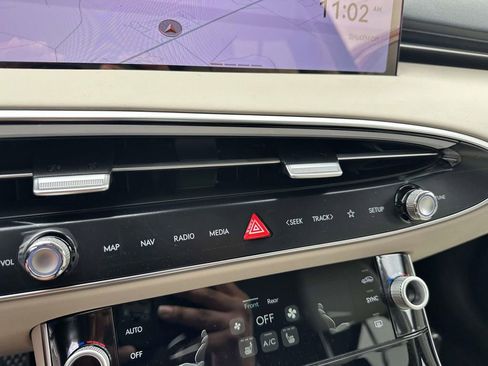 New 2026 Genesis GV70 2.5T AWD/4WD image 23