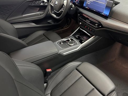 Used 2025 BMW 230i Coupe w/ Convenience Package image 26