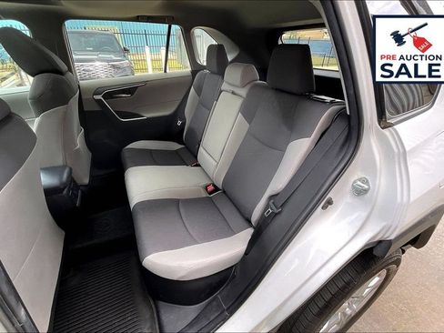Used 2021 Toyota RAV4 XLE w/ Convenience Package AWD/4WD image 26